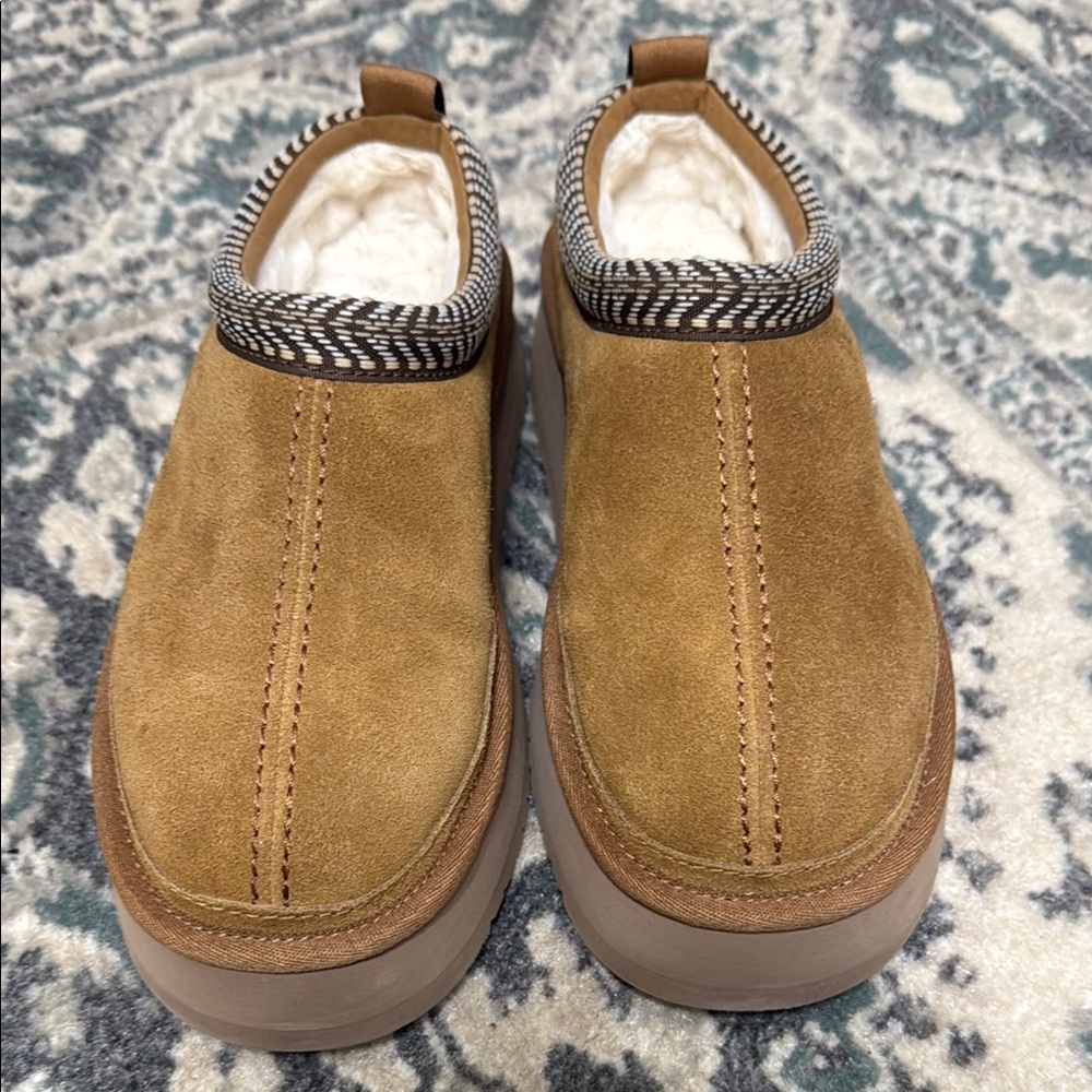 Koolaburra by Uggs